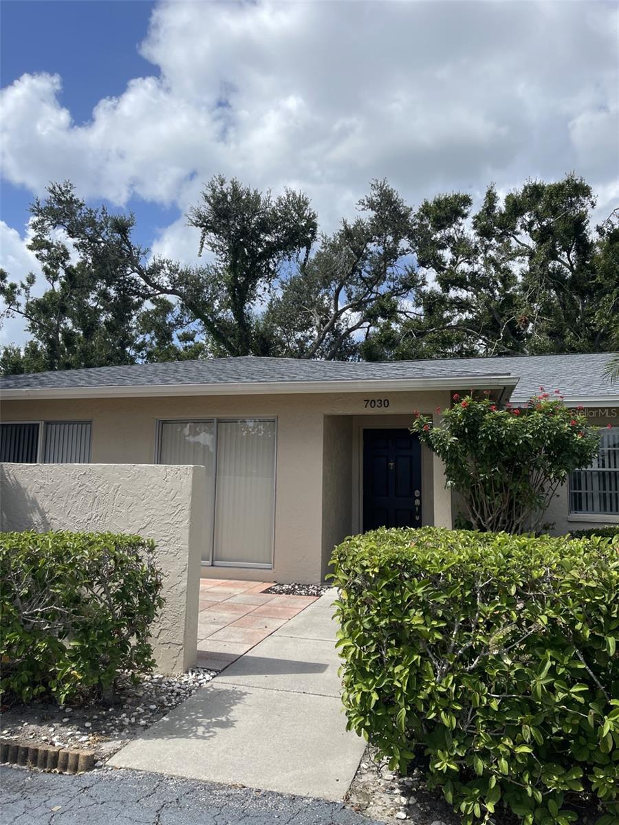 PALM-AIRE AT SARASOTA 10-B - Residential