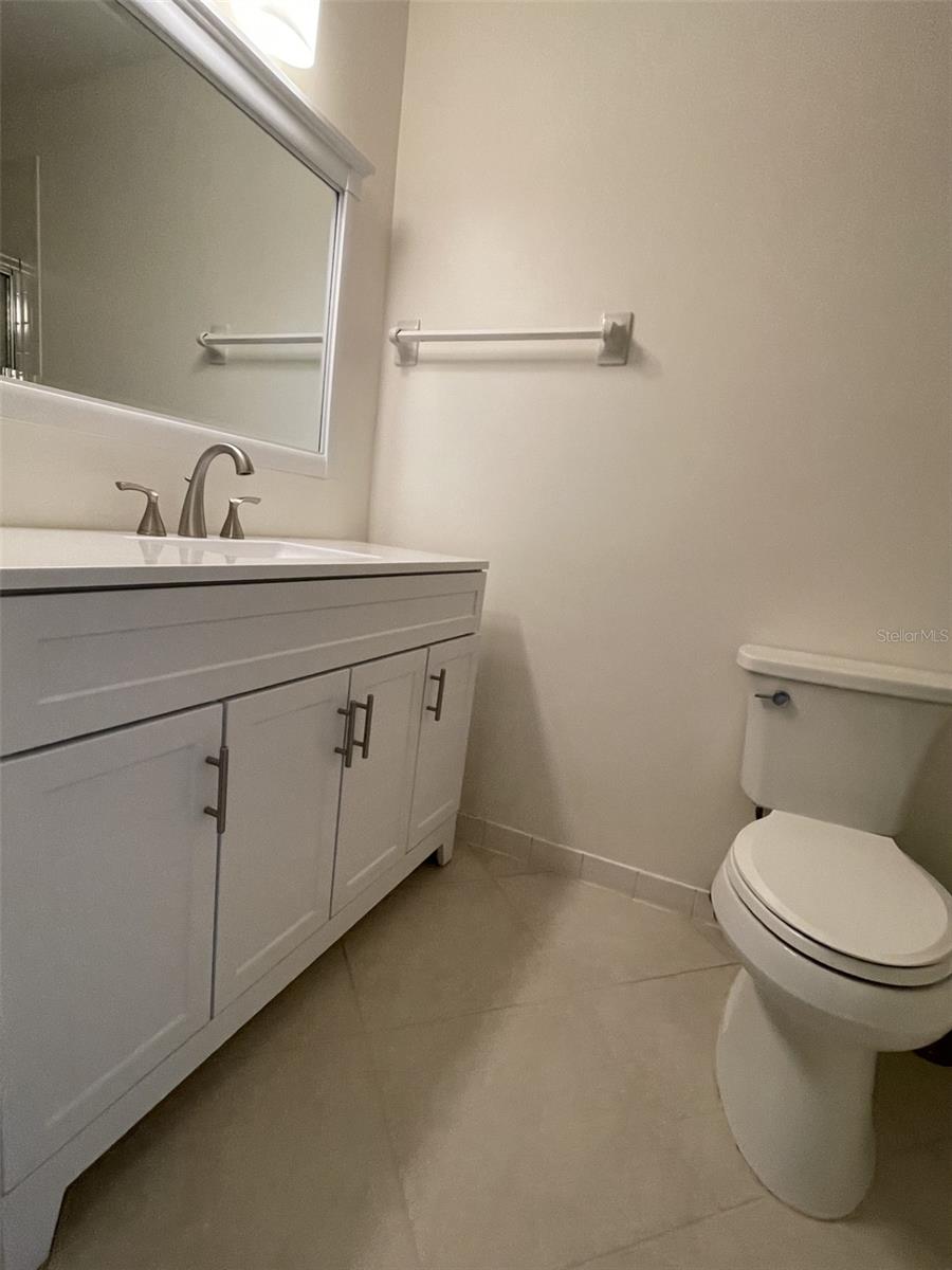 PALM-AIRE AT SARASOTA 10-B - Residential