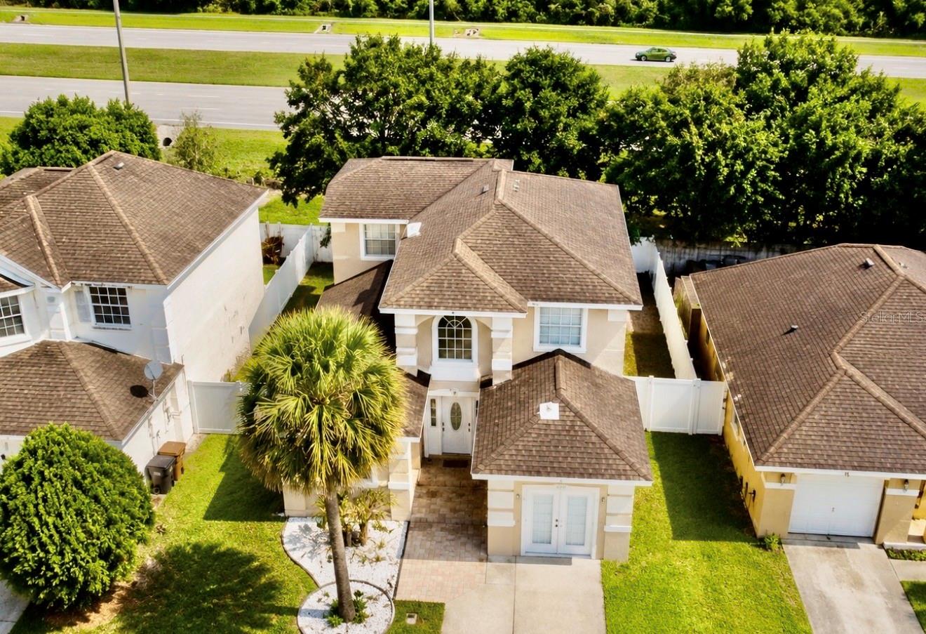 2728 EMERSON LANE