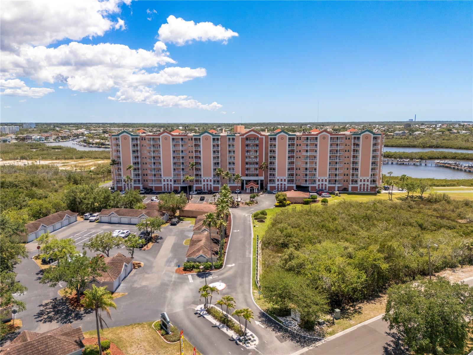 SEAVIEW PLACE AT GULF LANDINGS A CONDO - Residential
