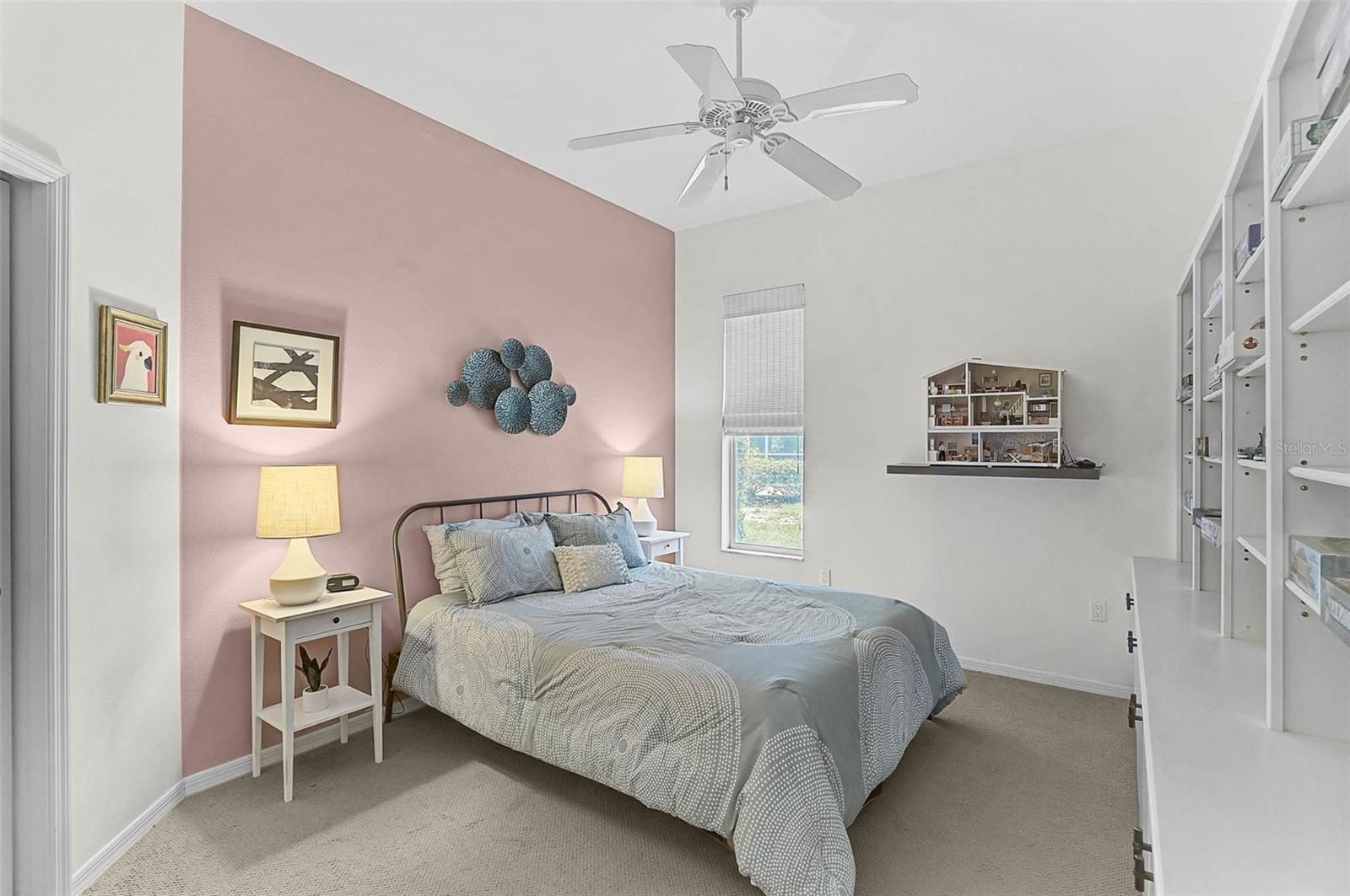 CALUSA LAKES - Residential