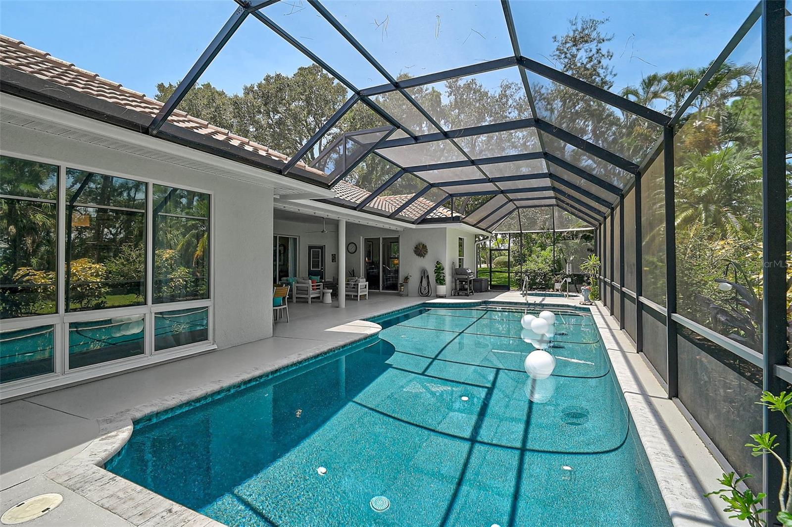 CALUSA LAKES - Residential