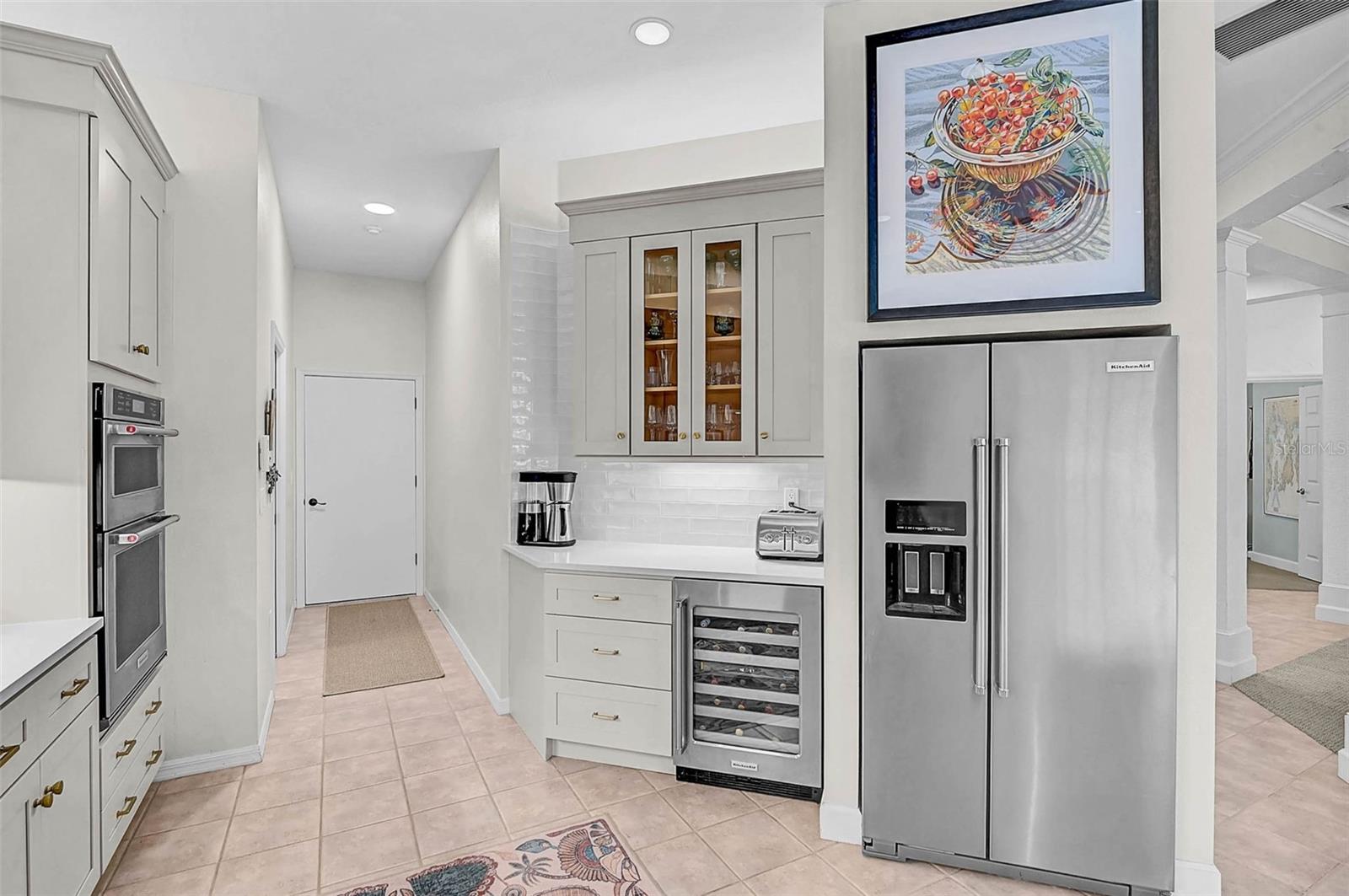 CALUSA LAKES - Residential