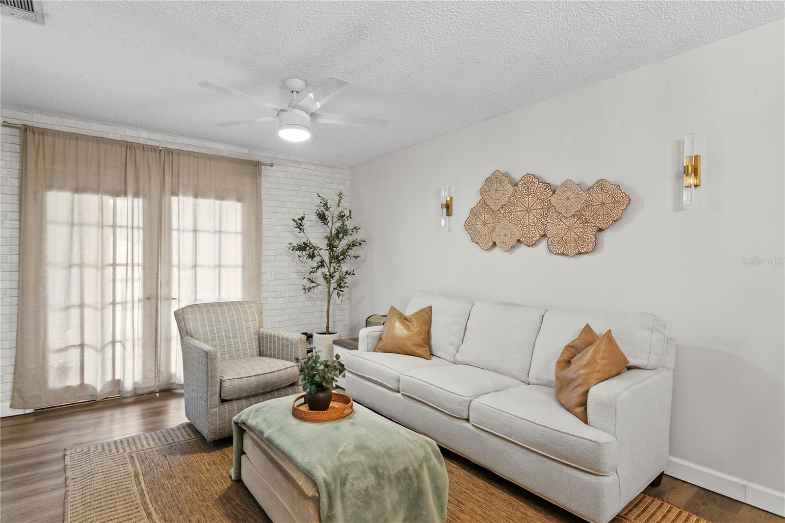 FAIR OAKS SOUTH TWO A CONDOMIN - Residential