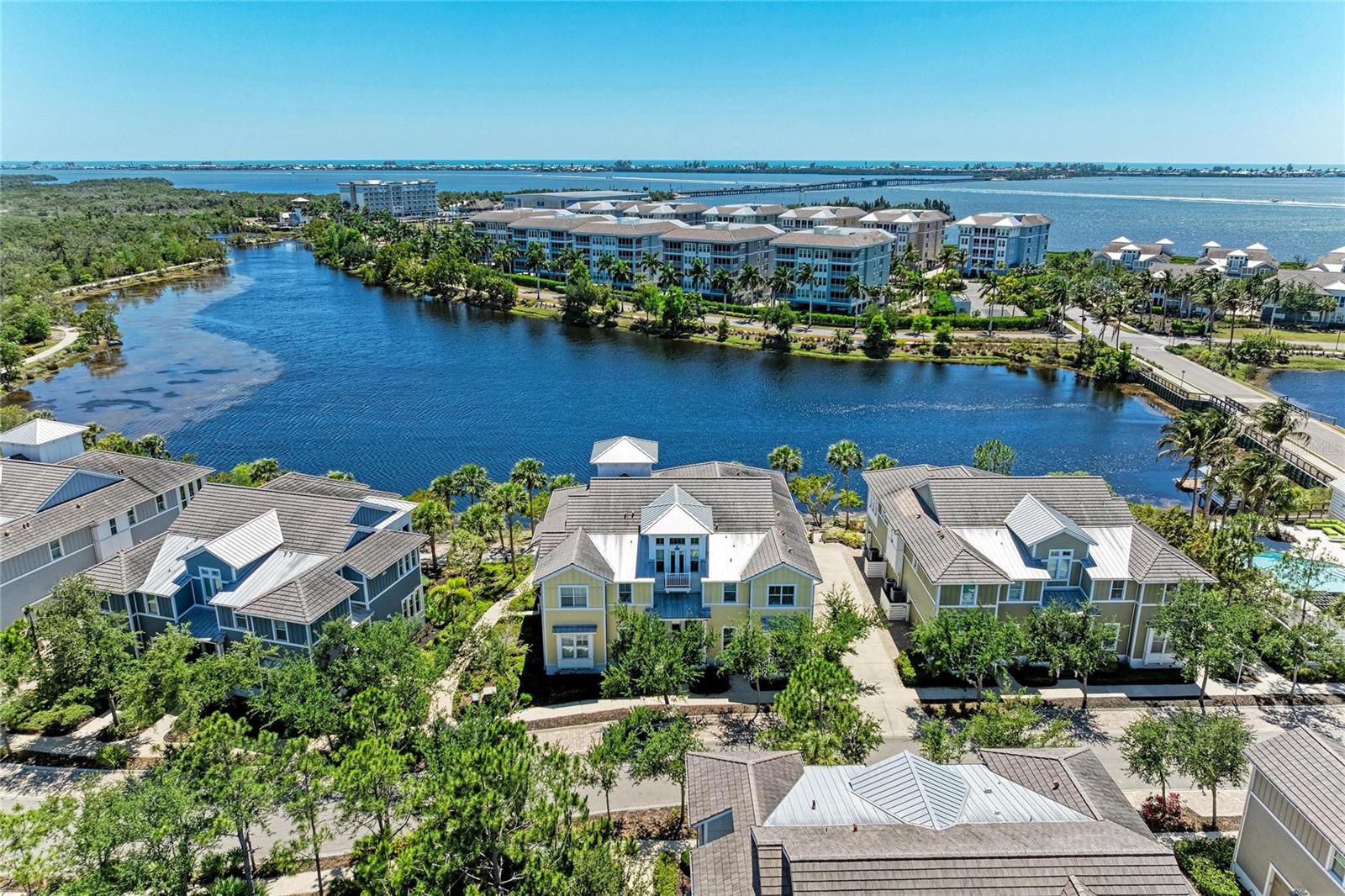HARBOUR ISLE - MANGROVE WALK - Residential