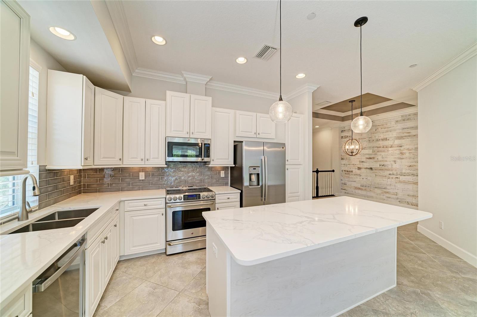 HARBOUR ISLE - MANGROVE WALK - Residential