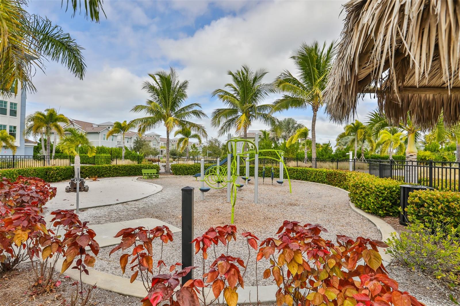 HARBOUR ISLE - MANGROVE WALK - Residential