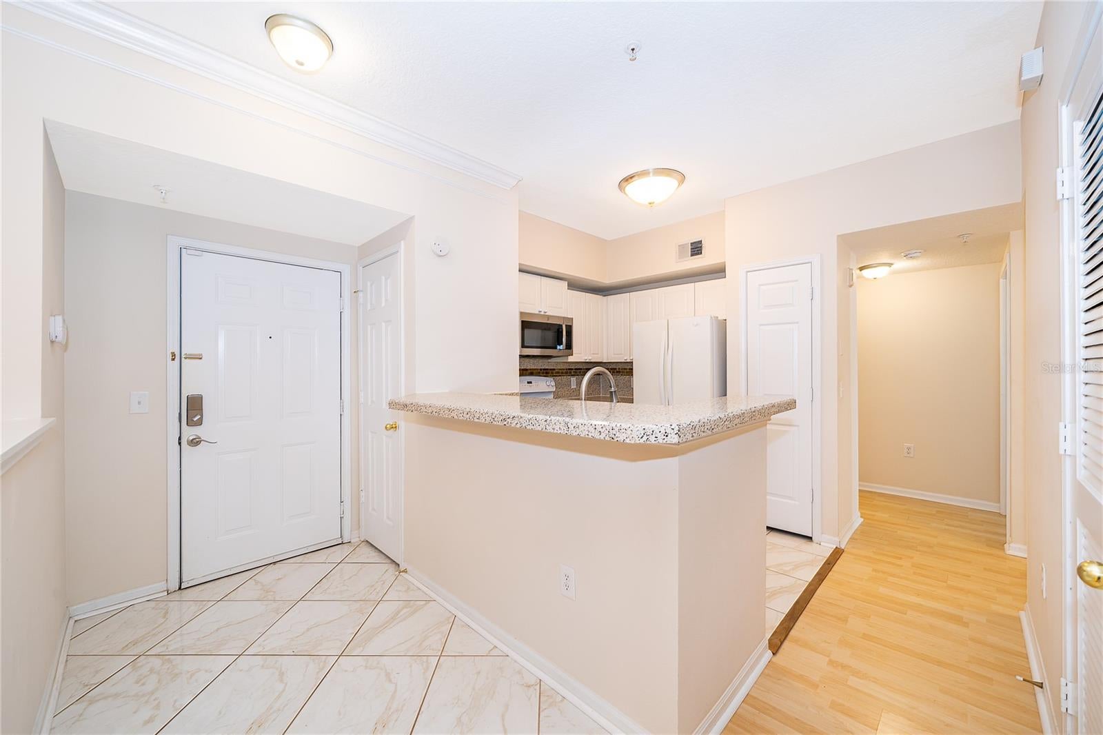 315 GRAND MAGNOLIA AVENUE 207