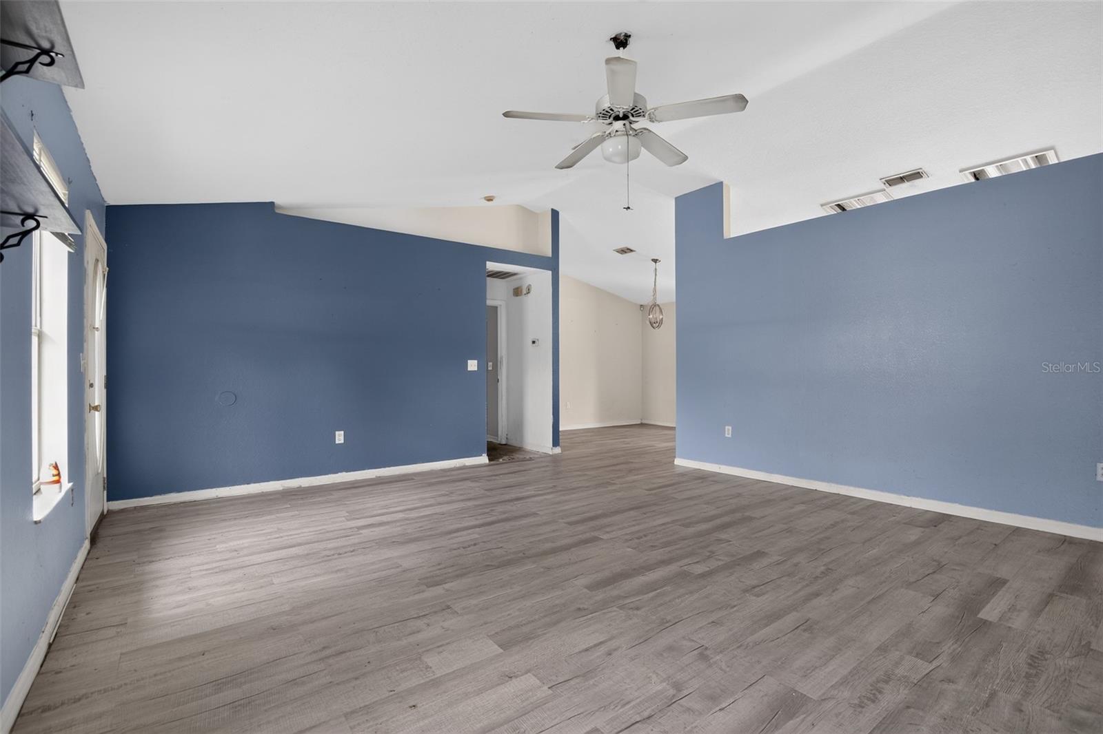 28 PECAN RUN WAY