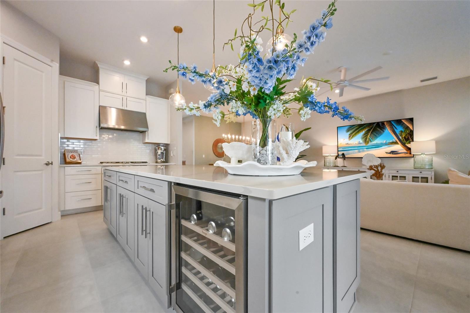 AZARIO ESPLANADE PH II SUBPH C-O - Residential