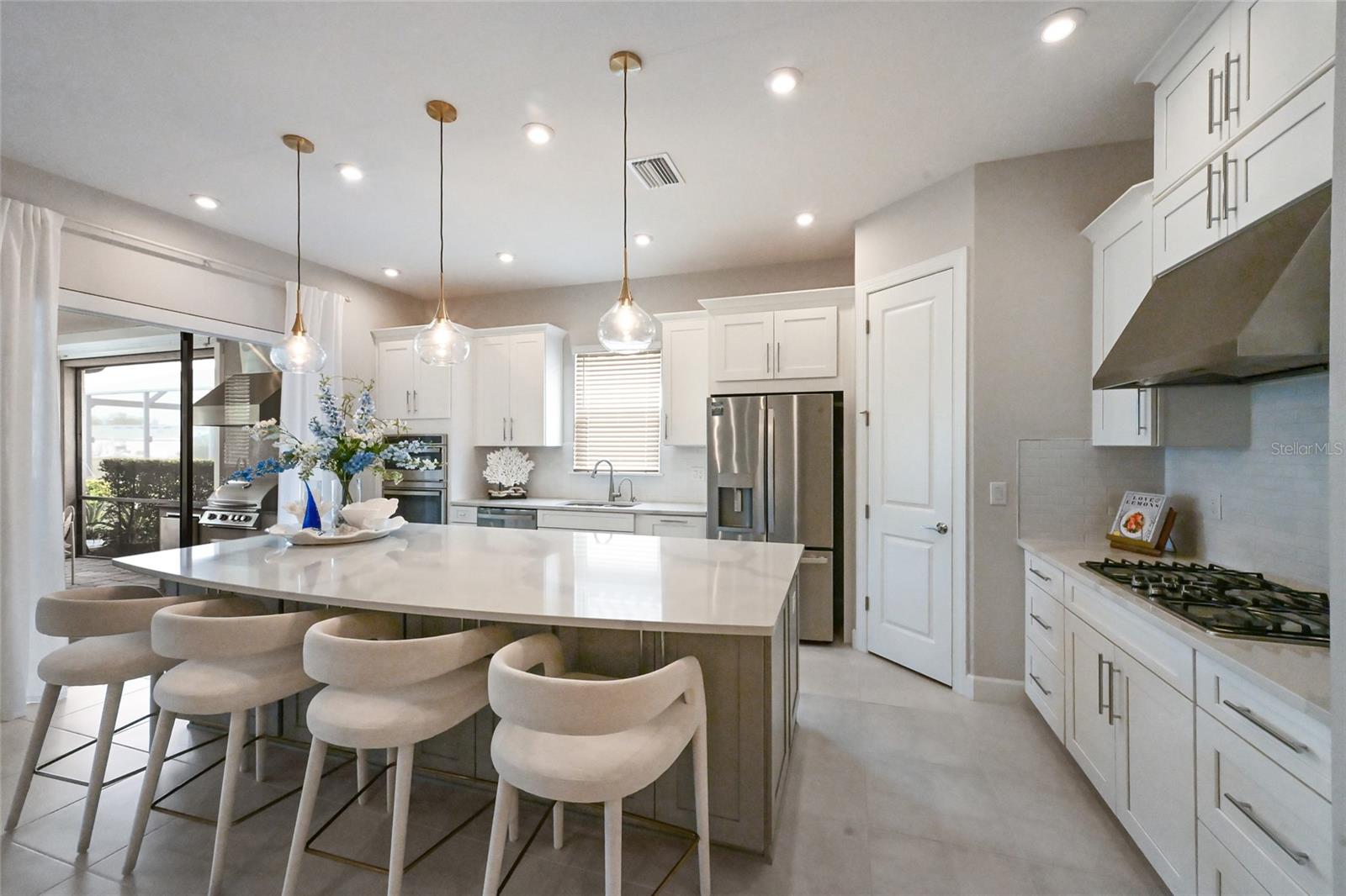 AZARIO ESPLANADE PH II SUBPH C-O - Residential