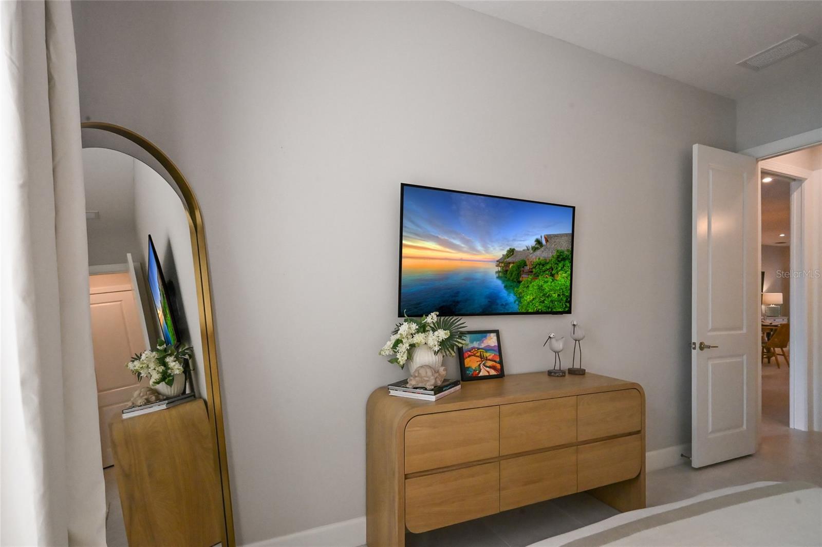 AZARIO ESPLANADE PH II SUBPH C-O - Residential