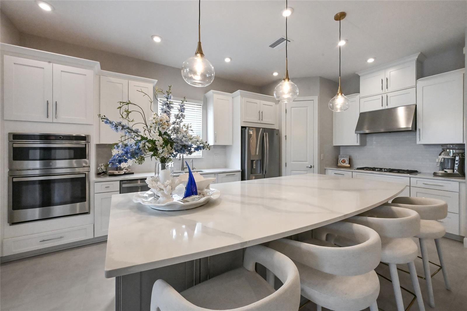 AZARIO ESPLANADE PH II SUBPH C-O - Residential