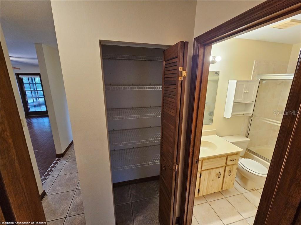 LAKE HAVEN ESTATES SEC 02 - Residential