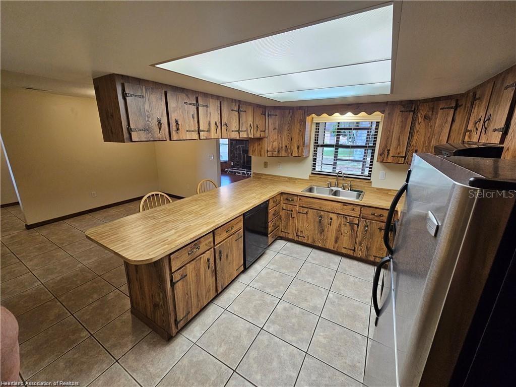 LAKE HAVEN ESTATES SEC 02 - Residential