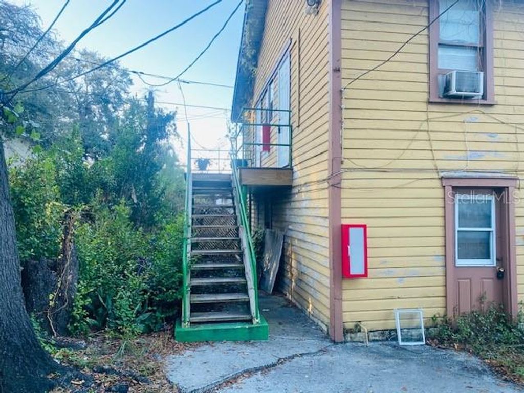 Photo of 1960 4th Avenue N #5, St Petersburg, FL 33713 (MLS # TB8467581)