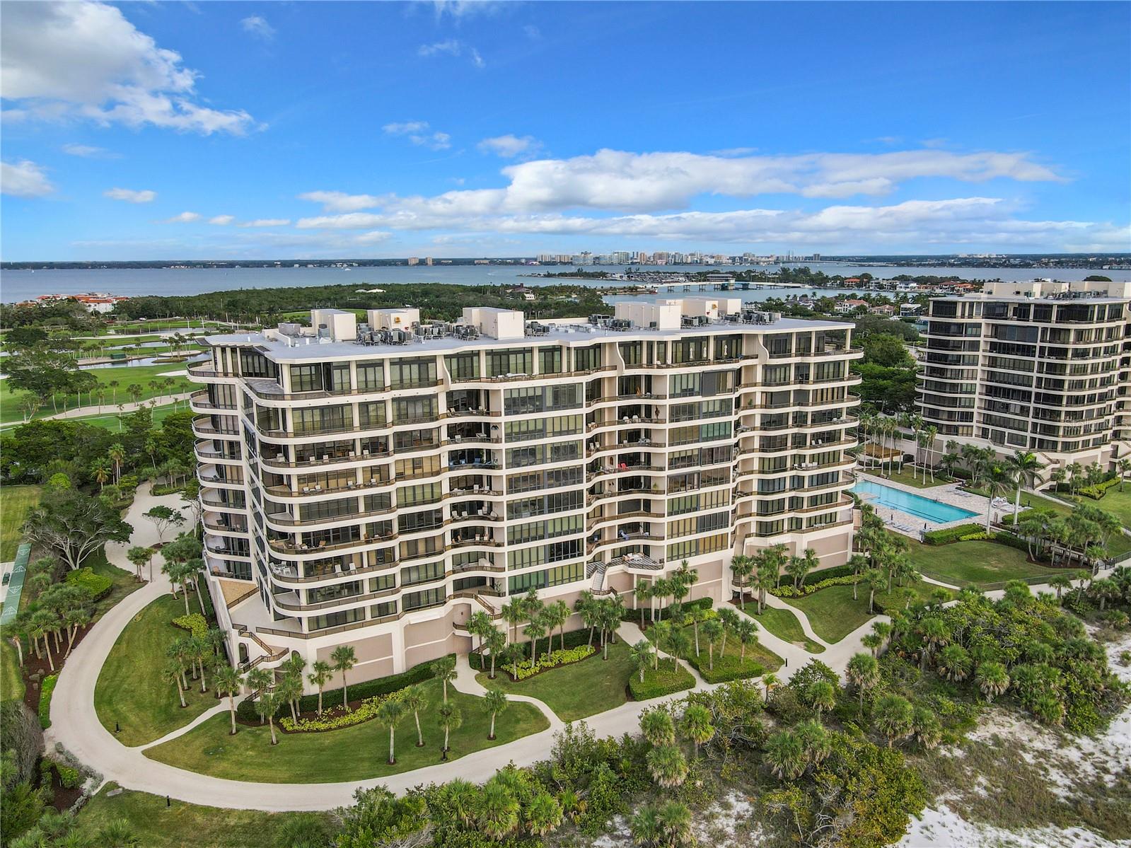 L AMBIANCE AT LONGBOAT KEY CLUB PH 02 - Residential