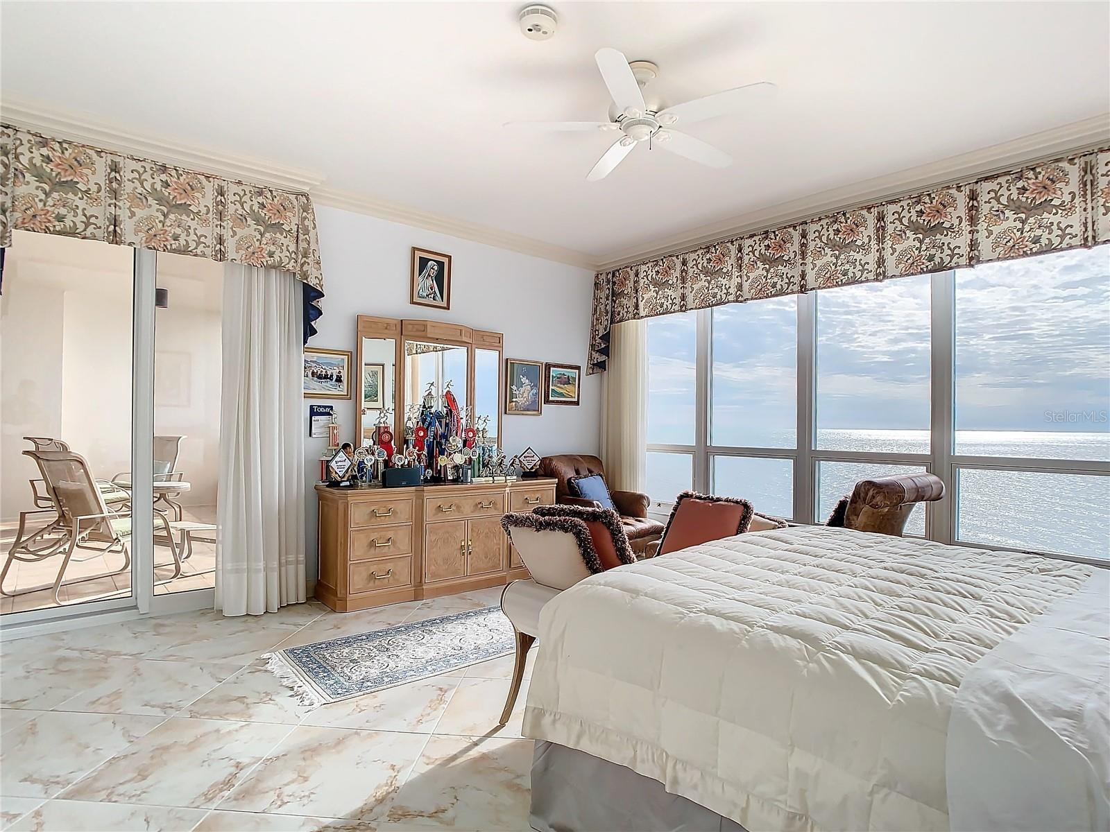 L AMBIANCE AT LONGBOAT KEY CLUB PH 02 - Residential