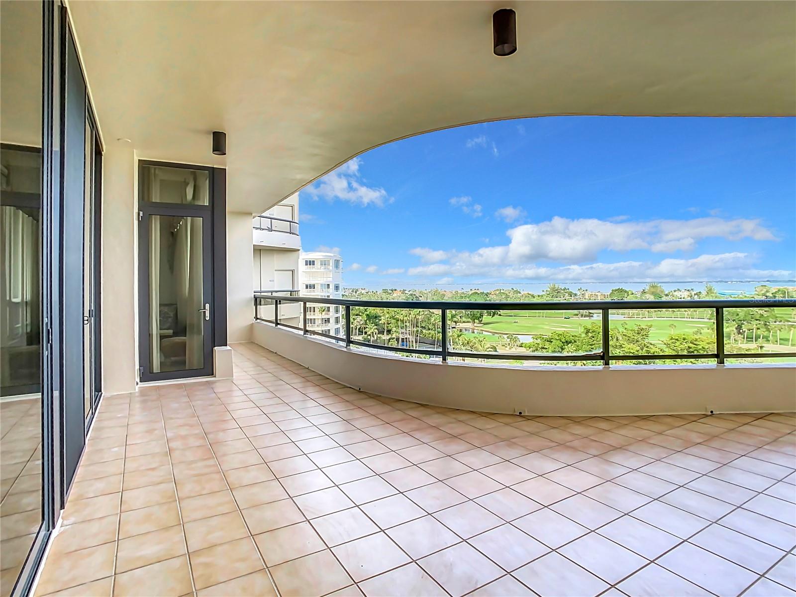 L AMBIANCE AT LONGBOAT KEY CLUB PH 02 - Residential