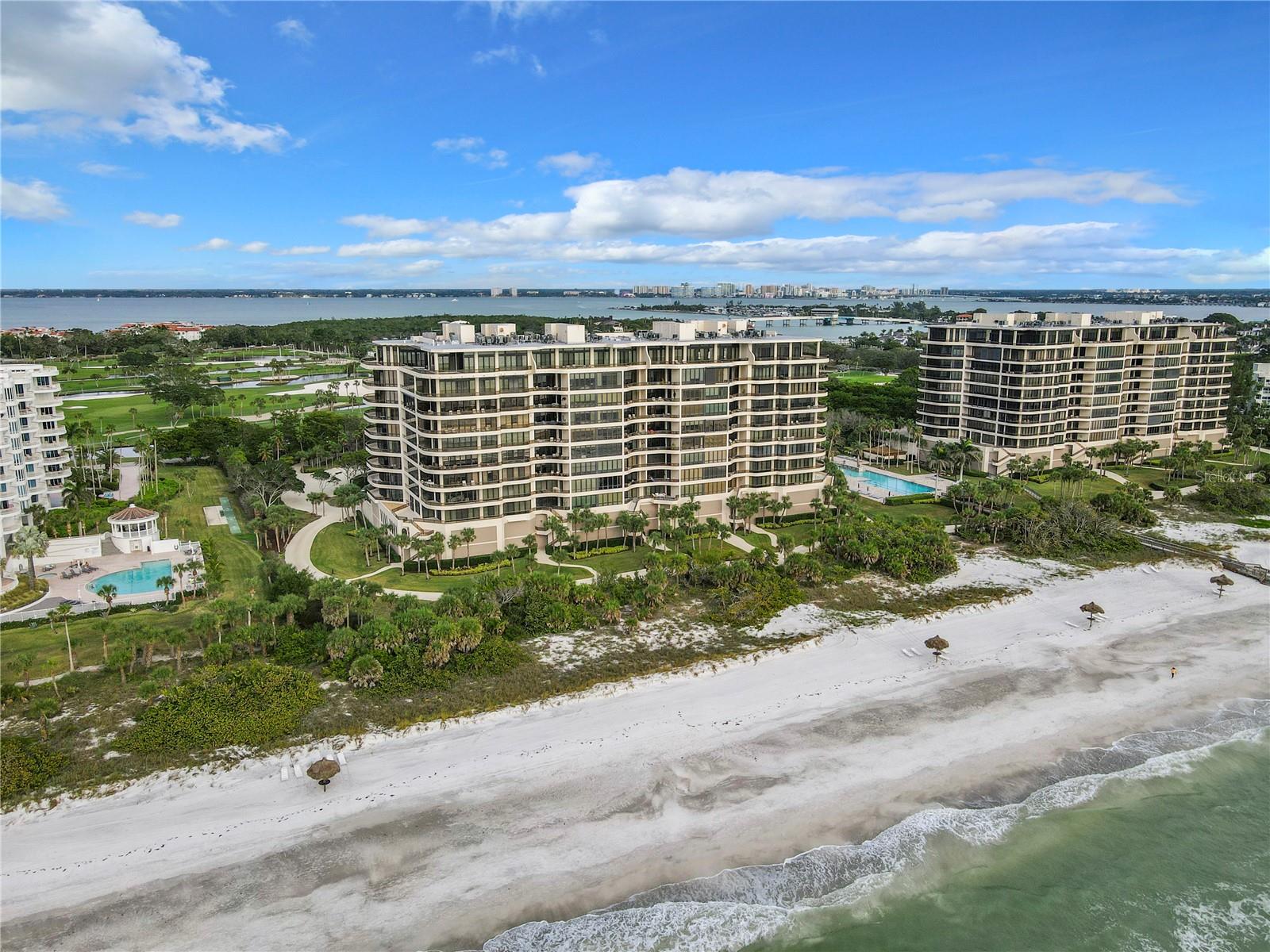 L AMBIANCE AT LONGBOAT KEY CLUB PH 02 - Residential