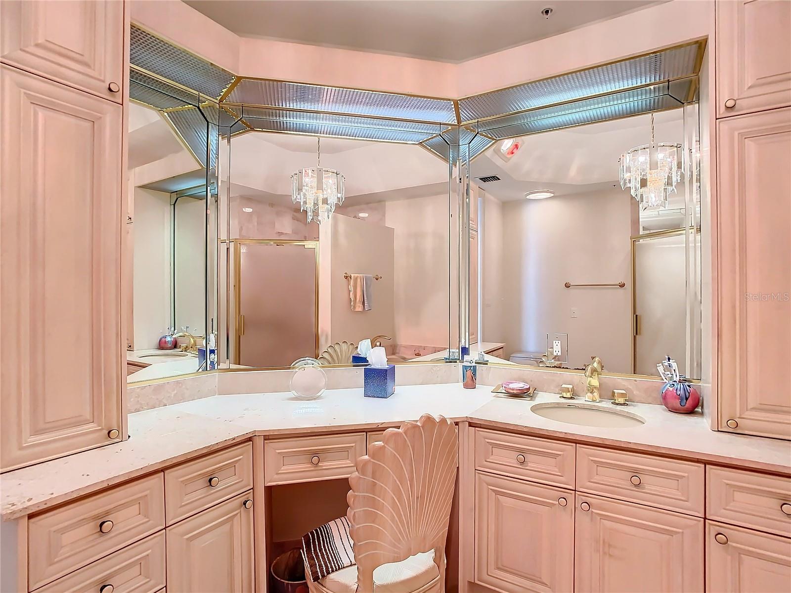 L AMBIANCE AT LONGBOAT KEY CLUB PH 02 - Residential