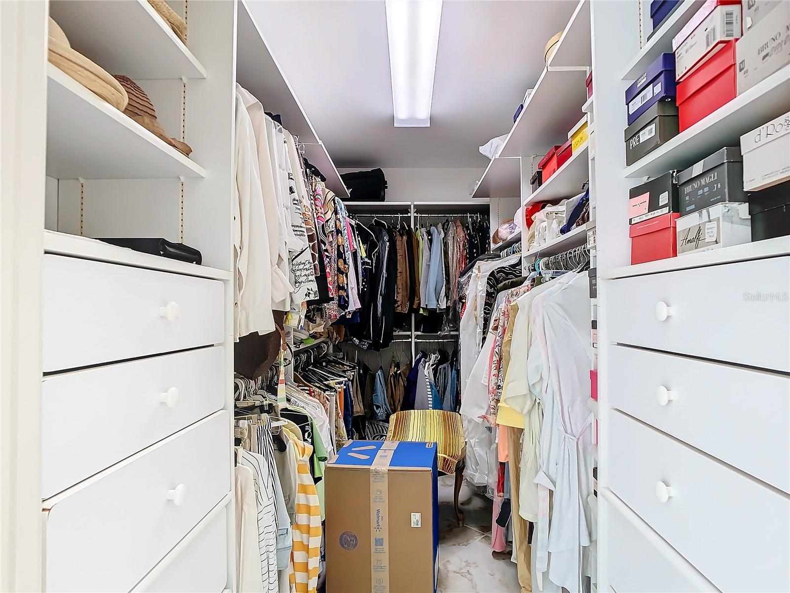 L AMBIANCE AT LONGBOAT KEY CLUB PH 02 - Residential