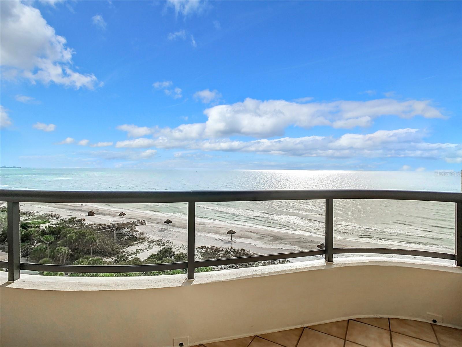 L AMBIANCE AT LONGBOAT KEY CLUB PH 02 - Residential