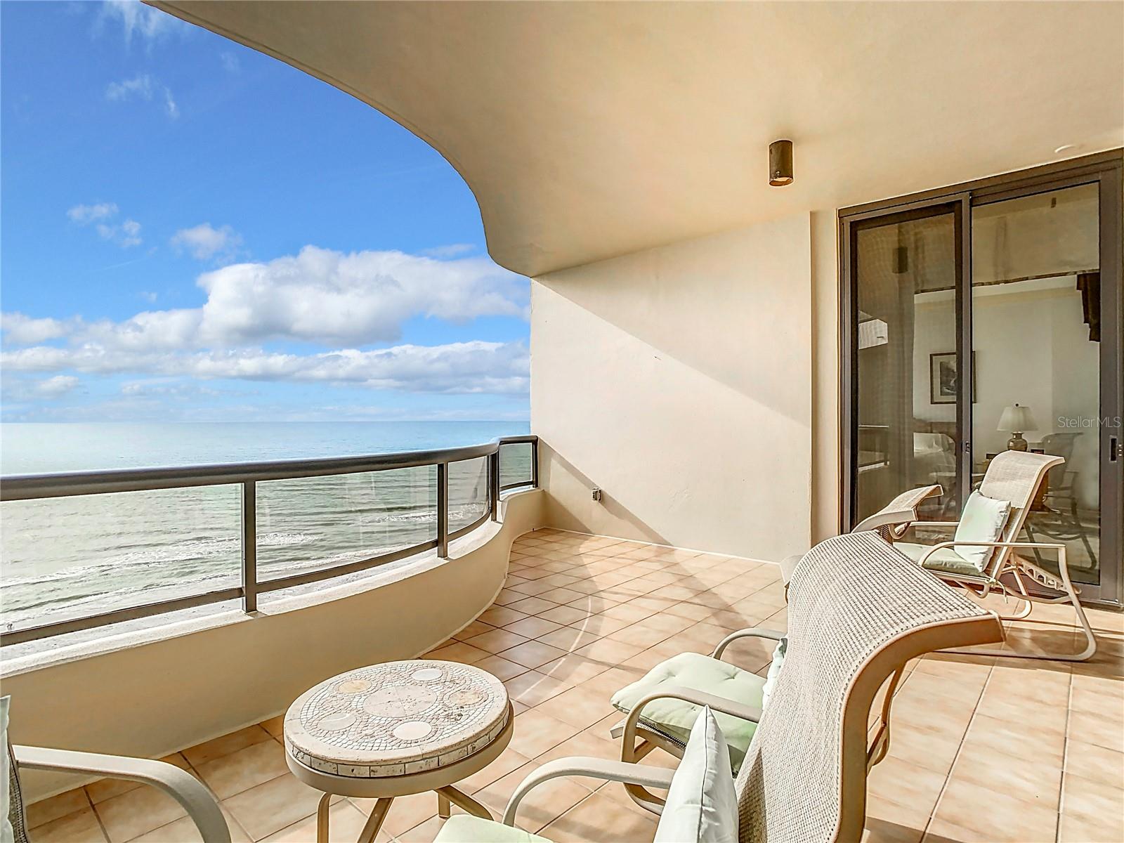 L AMBIANCE AT LONGBOAT KEY CLUB PH 02 - Residential