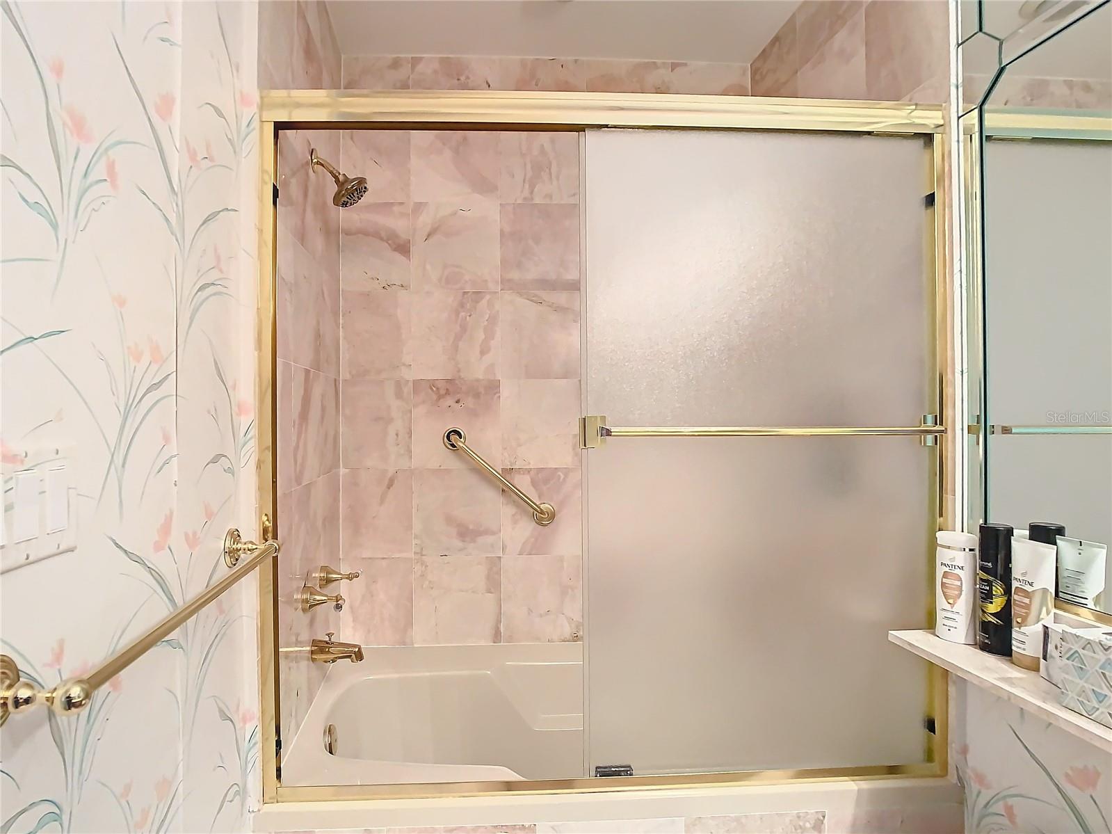 L AMBIANCE AT LONGBOAT KEY CLUB PH 02 - Residential