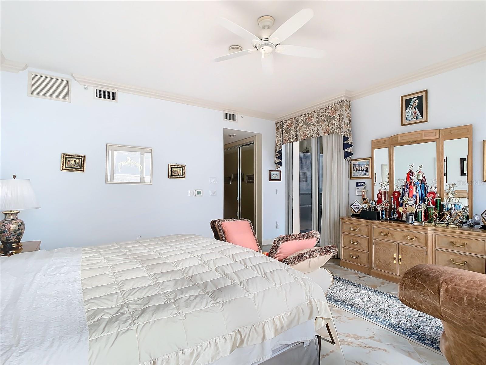 L AMBIANCE AT LONGBOAT KEY CLUB PH 02 - Residential