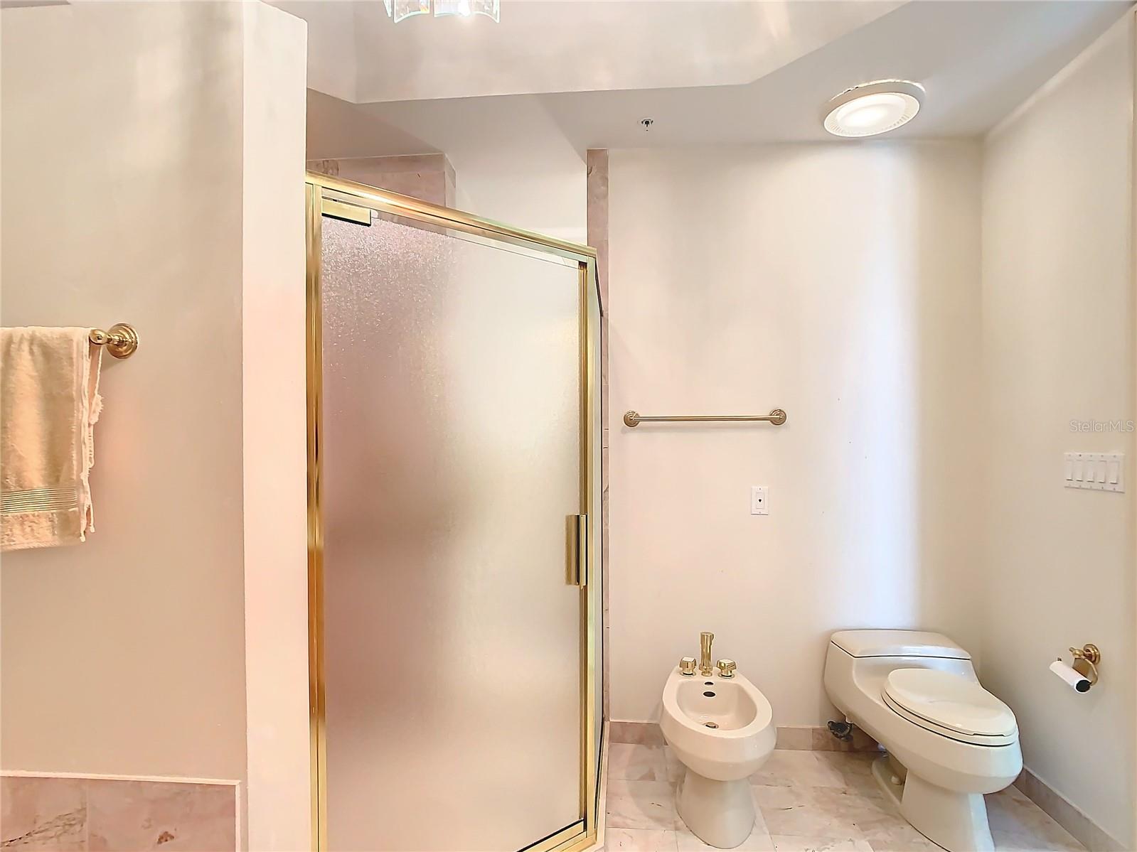 L AMBIANCE AT LONGBOAT KEY CLUB PH 02 - Residential