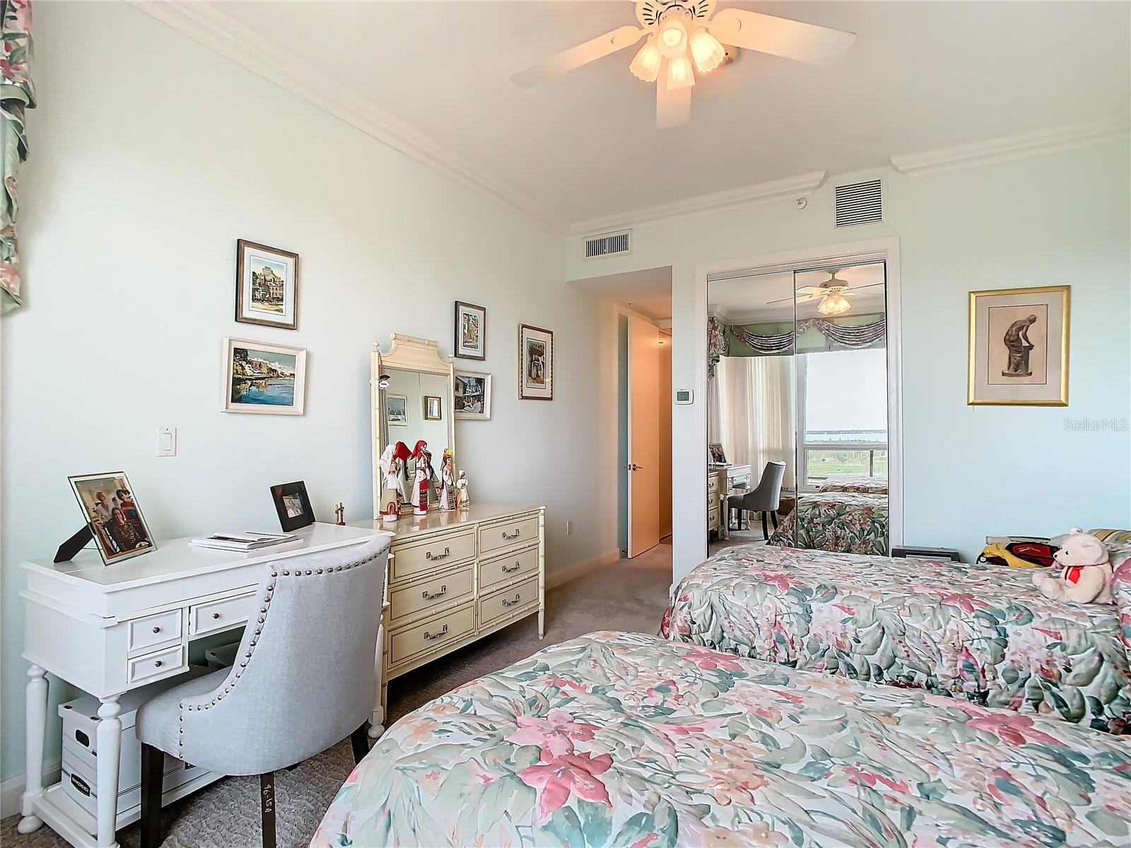 L AMBIANCE AT LONGBOAT KEY CLUB PH 02 - Residential