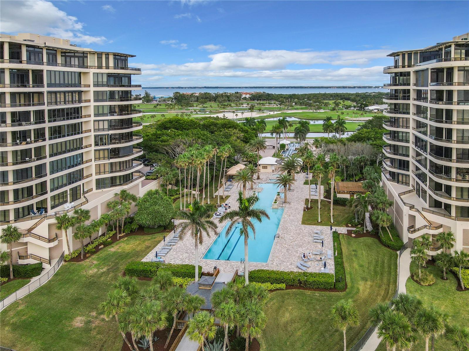 L AMBIANCE AT LONGBOAT KEY CLUB PH 02 - Residential