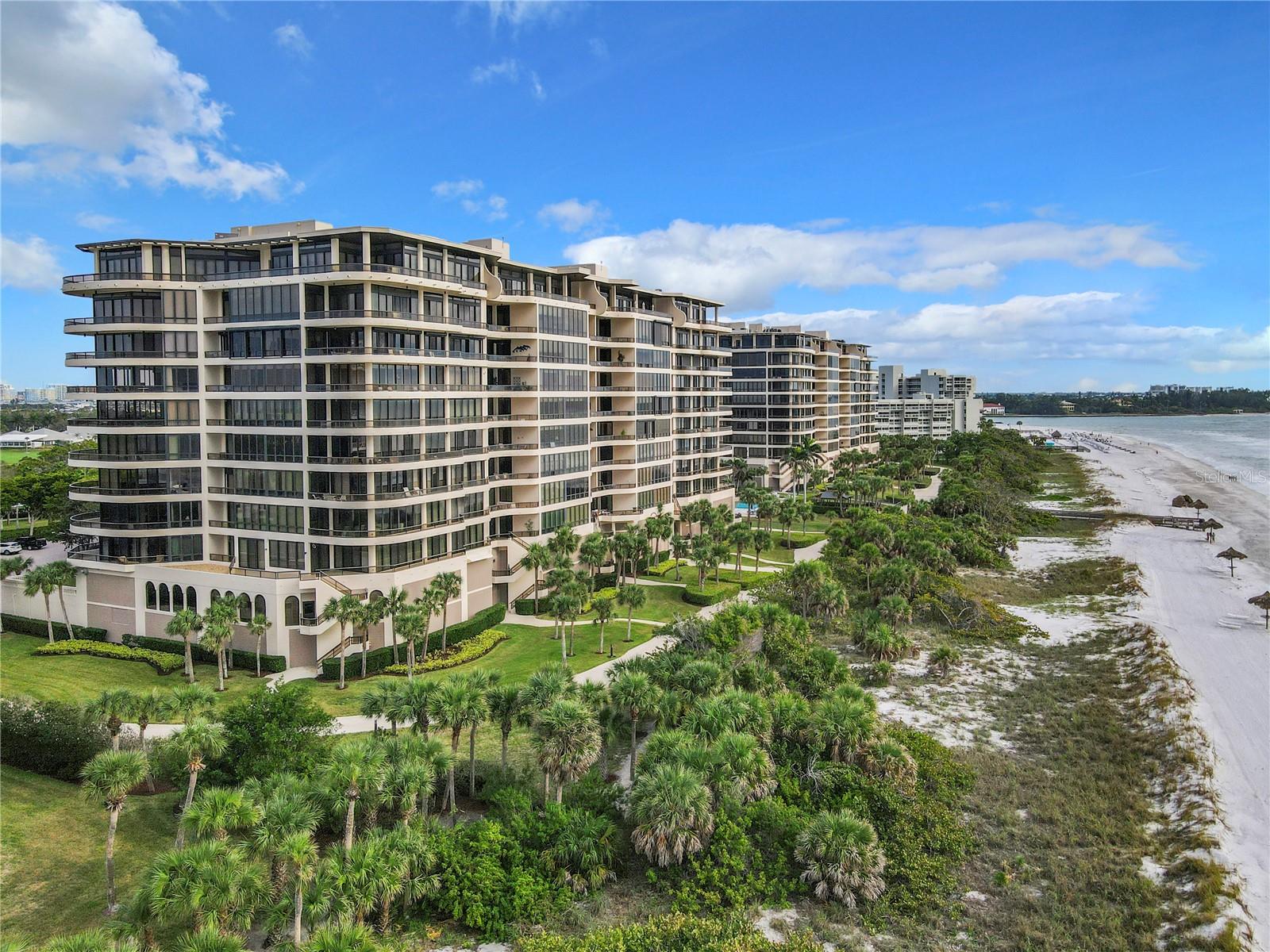 L AMBIANCE AT LONGBOAT KEY CLUB PH 02 - Residential