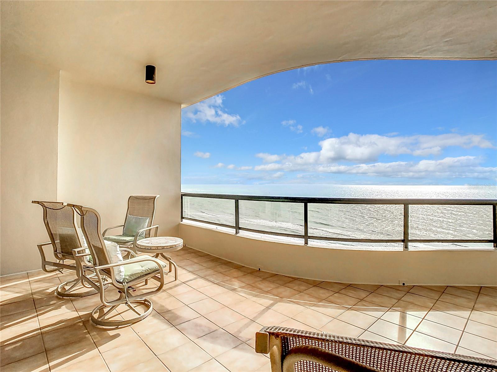 L AMBIANCE AT LONGBOAT KEY CLUB PH 02 - Residential