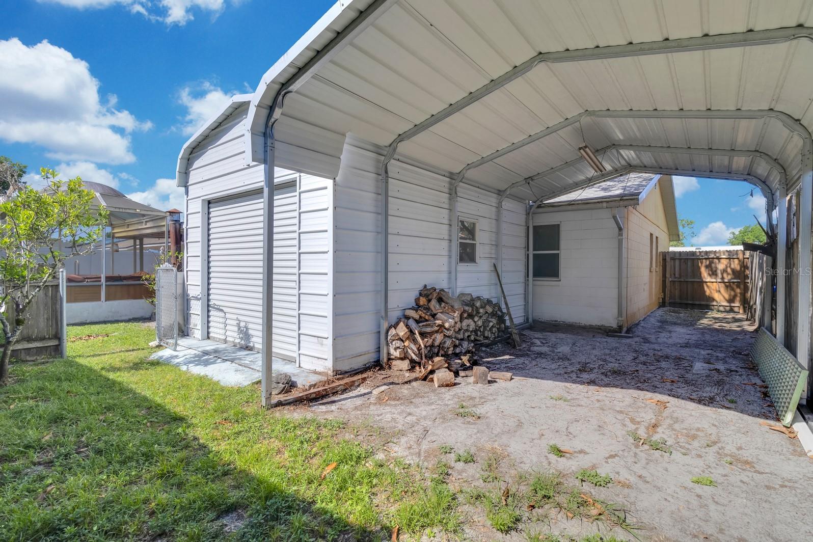 SKY LAKE SOUTH - Residential