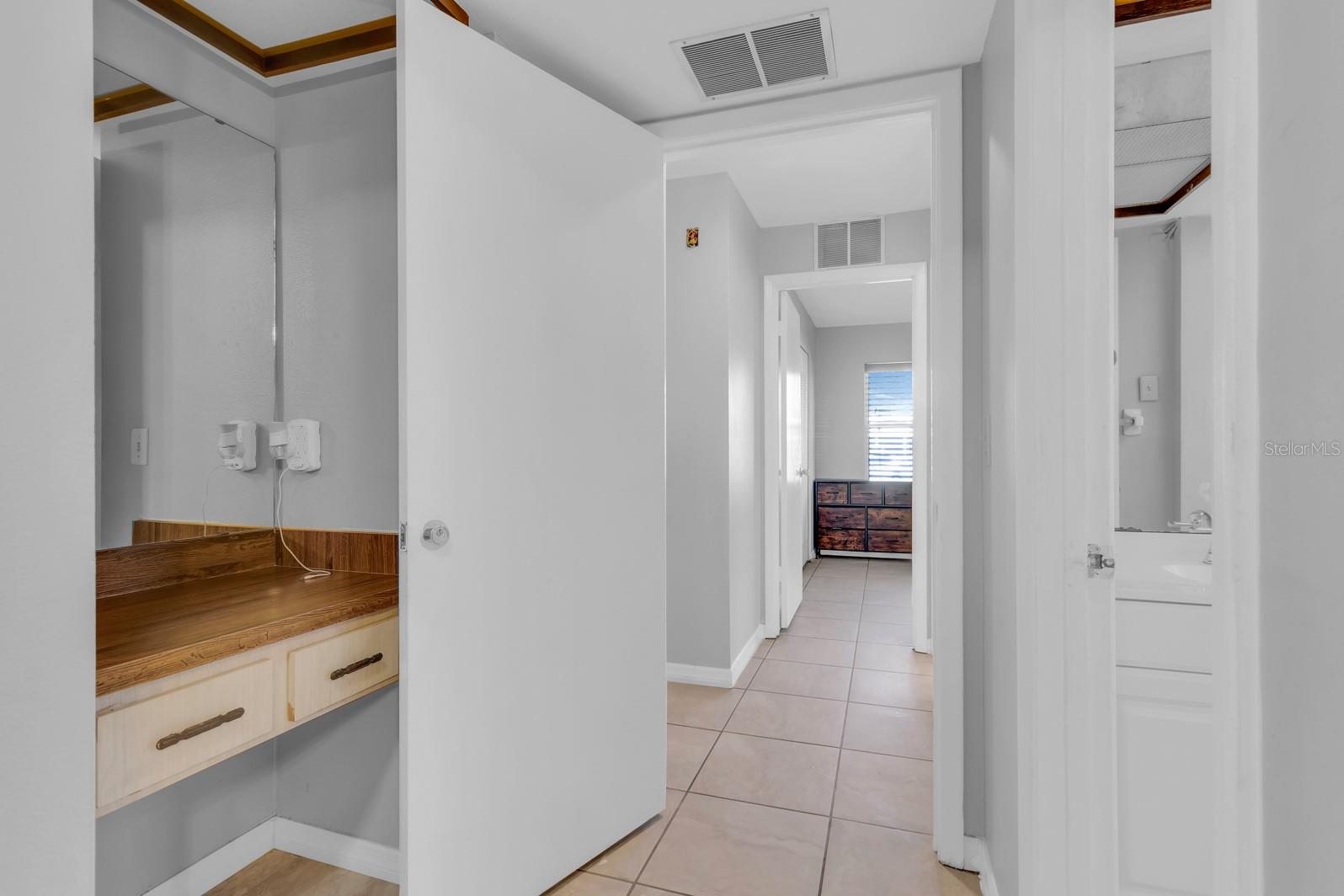 SKY LAKE SOUTH - Residential