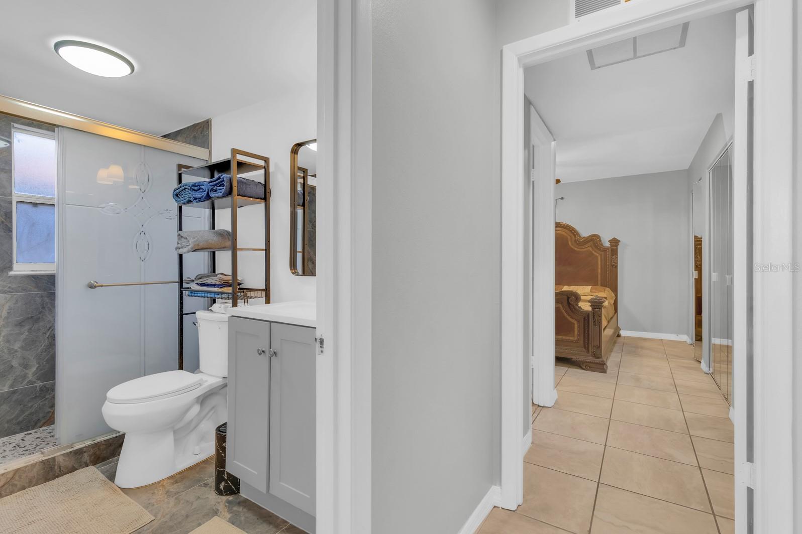 SKY LAKE SOUTH - Residential