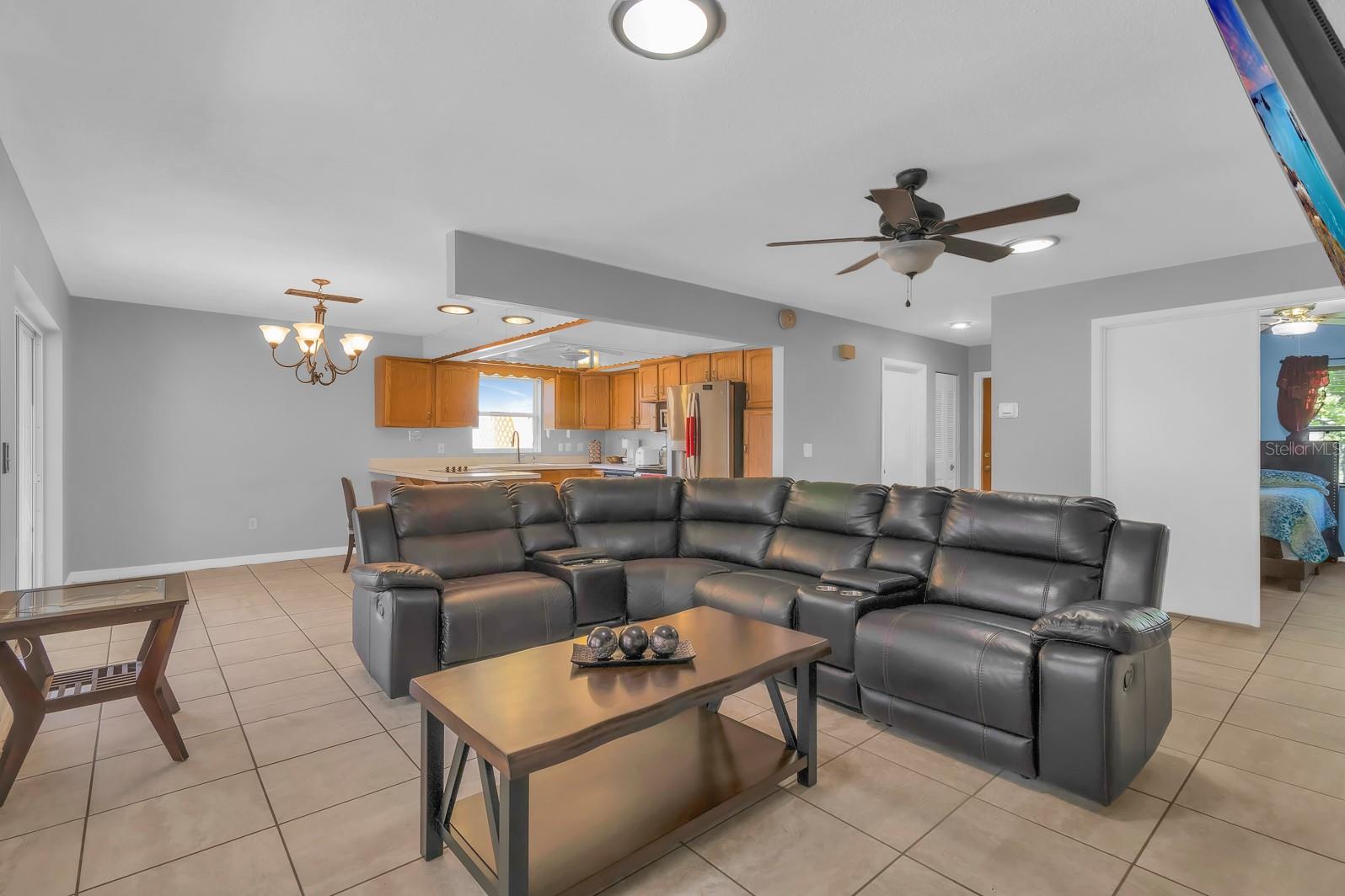 SKY LAKE SOUTH - Residential