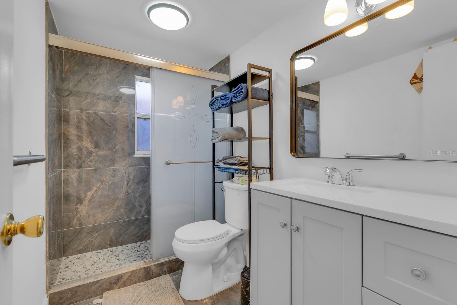 SKY LAKE SOUTH - Residential