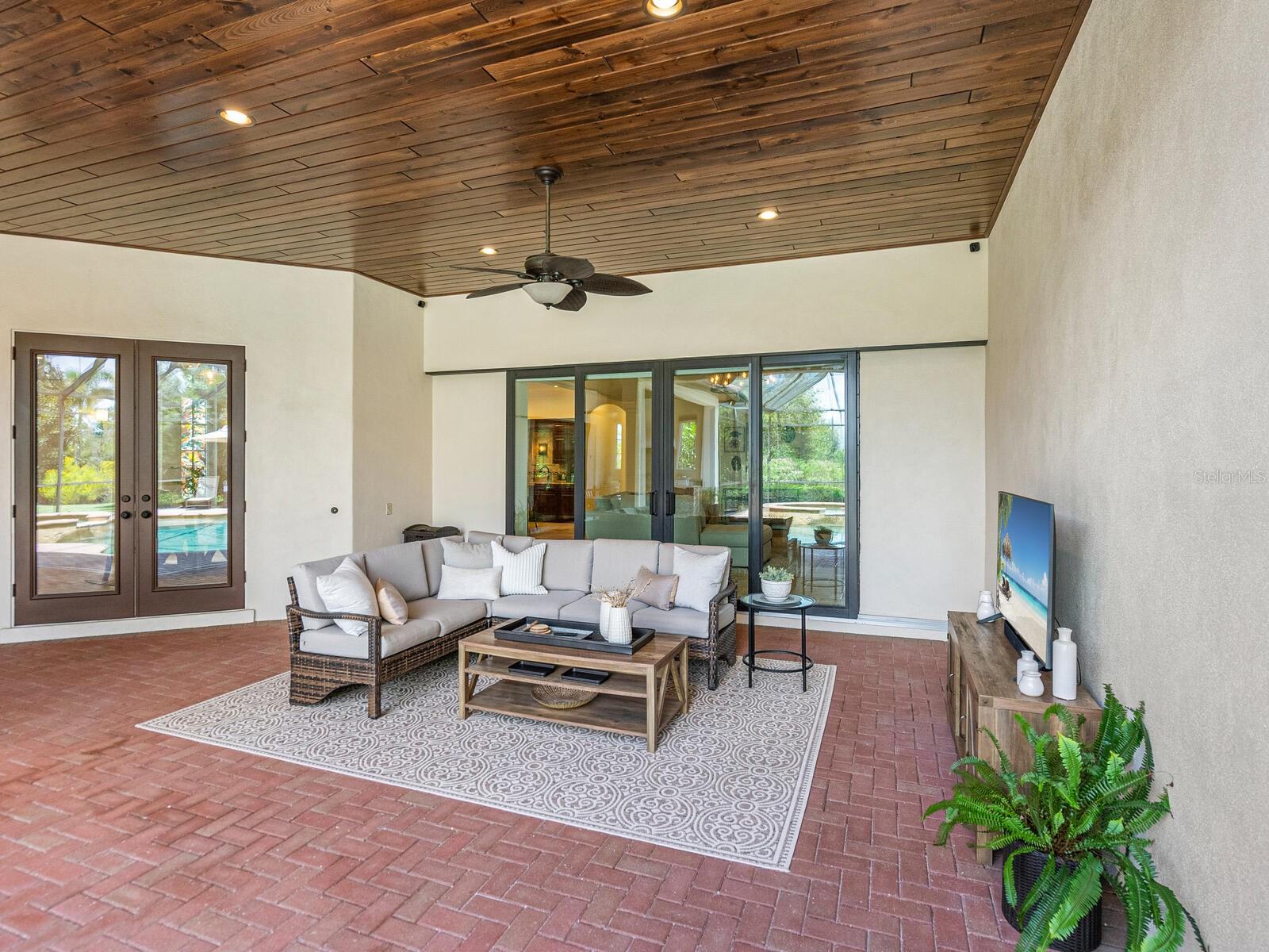 LAKE CLUB PH II UNIT 1-A - Residential