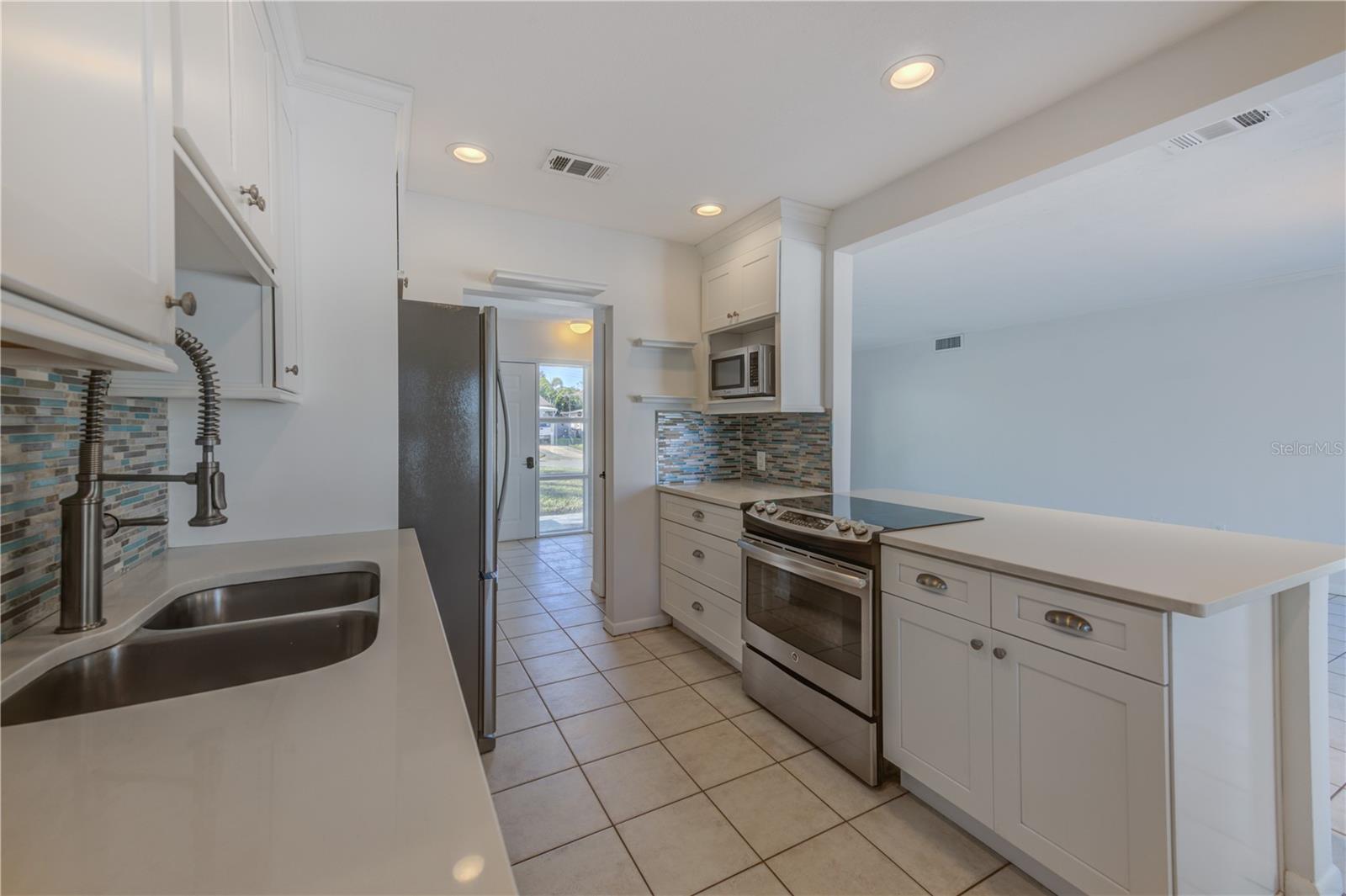 EASTWOOD TERRACE 1ST ADD - Residential