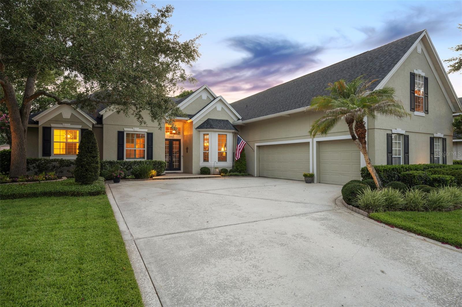 1841 CARILLON PARK DRIVE