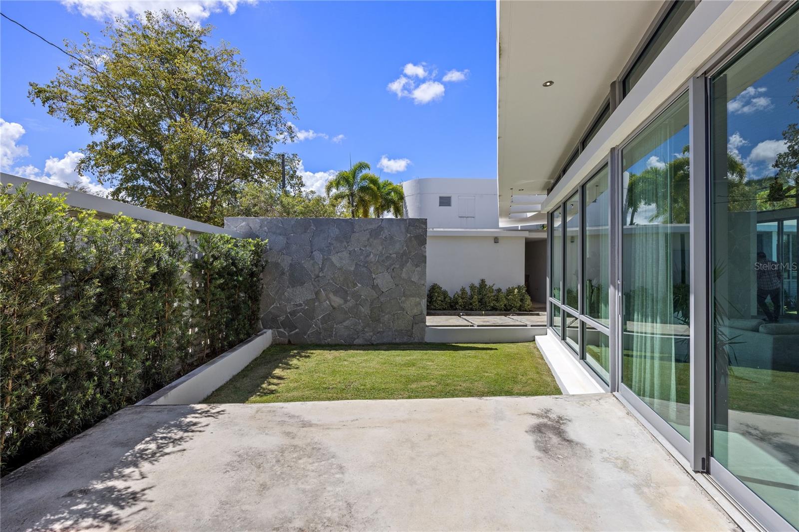 GARDEN HILLS NORTE - Residential