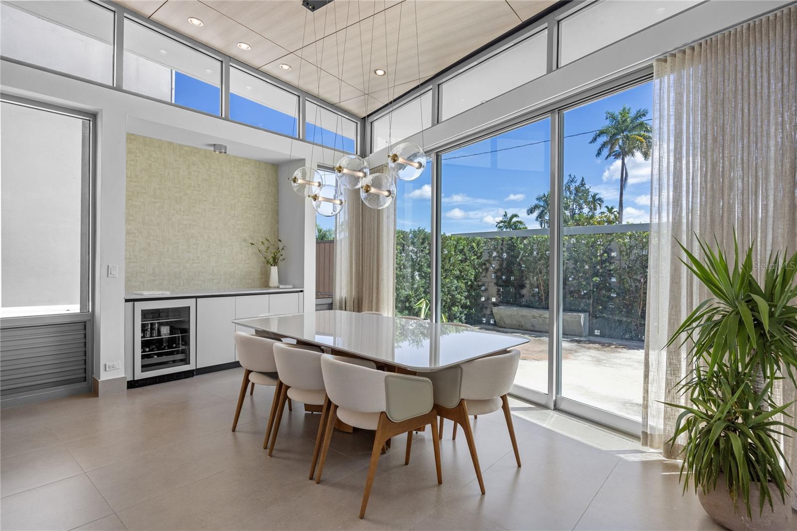 GARDEN HILLS NORTE - Residential