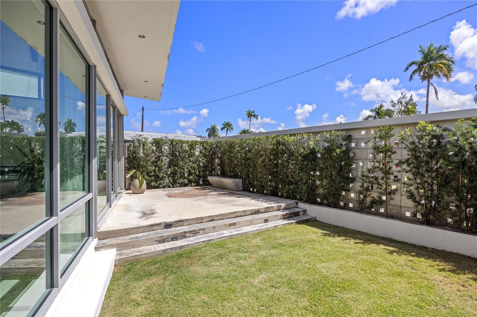 GARDEN HILLS NORTE - Residential