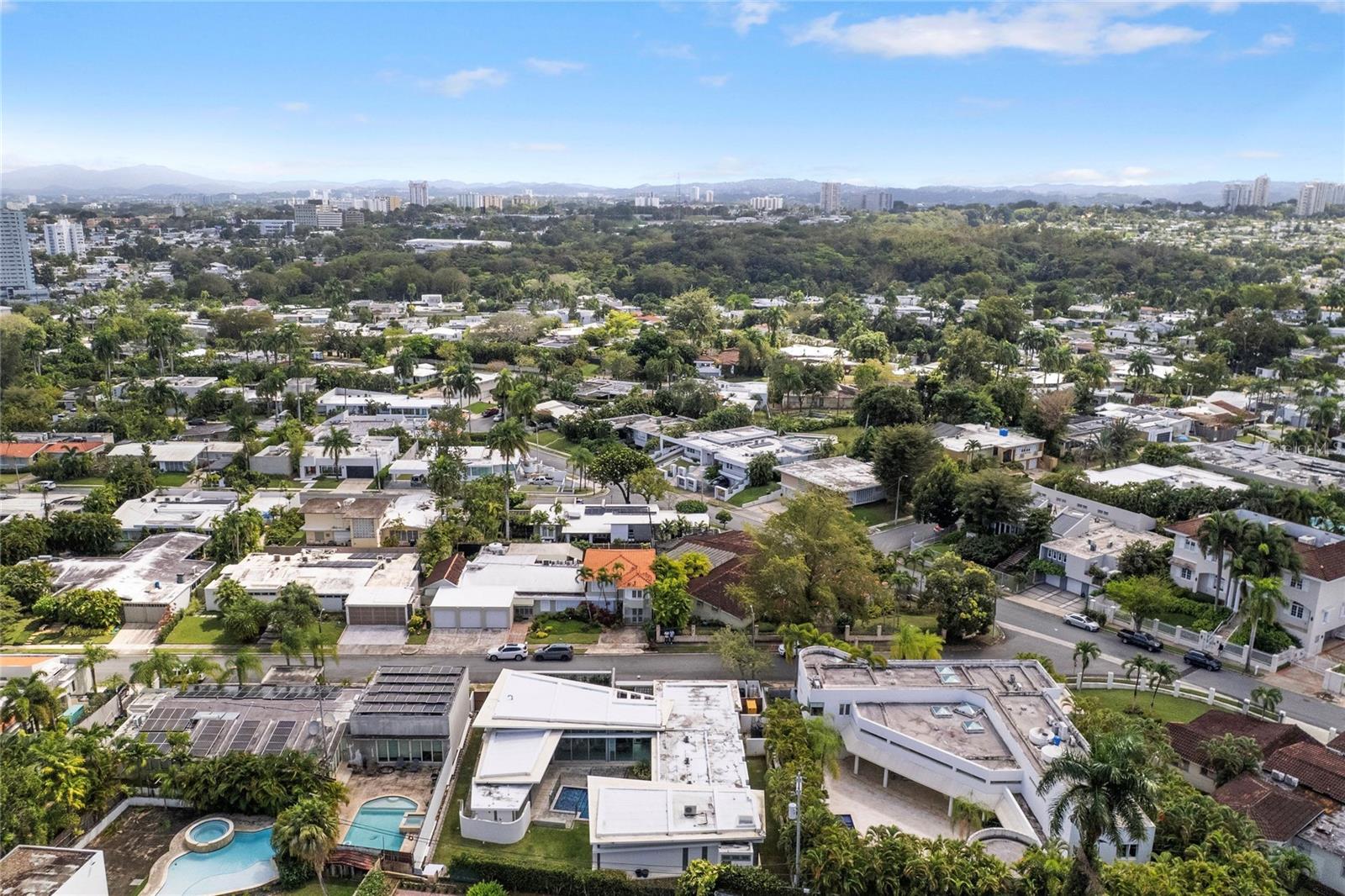 GARDEN HILLS NORTE - Residential