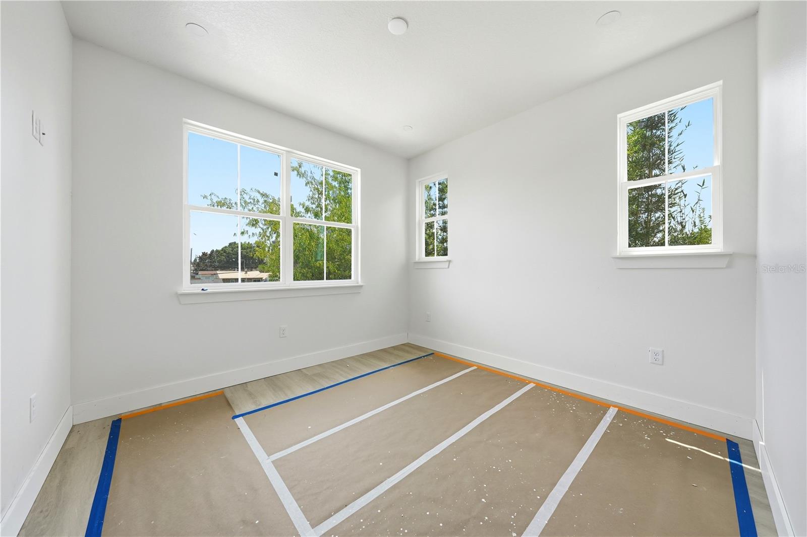 BRYN MAWR DUPLEXES - Residential Income