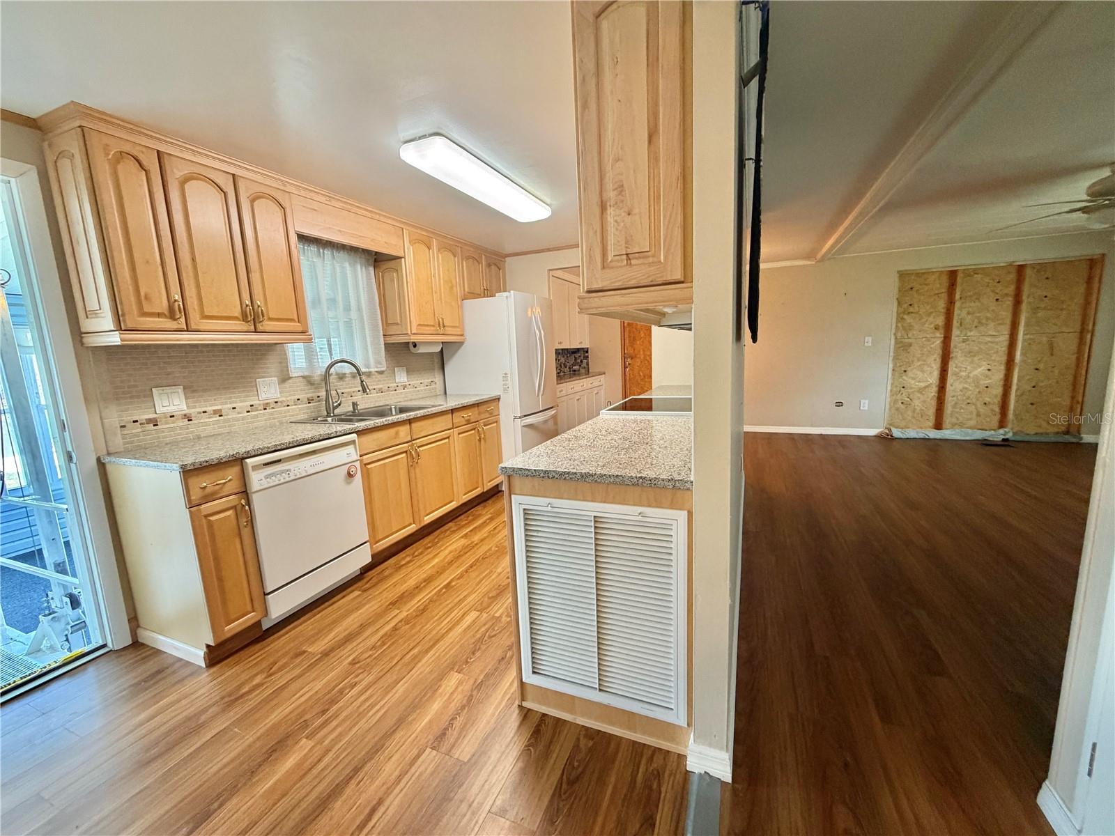 HAWTHORNE AT LEESBURG A COOP - Residential