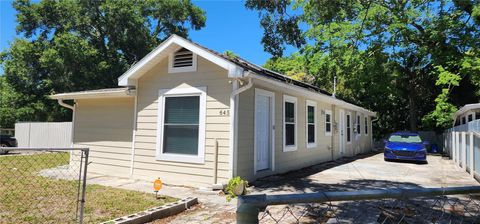 A home in DELAND